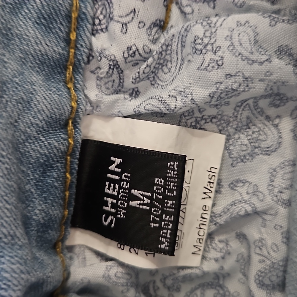 Shein Graphic 1999 Buterfly High Rise Skinny Jeans Size Medium - Picture 3 of 11